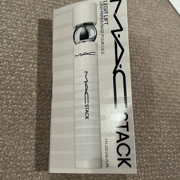 MAC stack legit lift lash primer mascara travel size - Picture 2 of 4